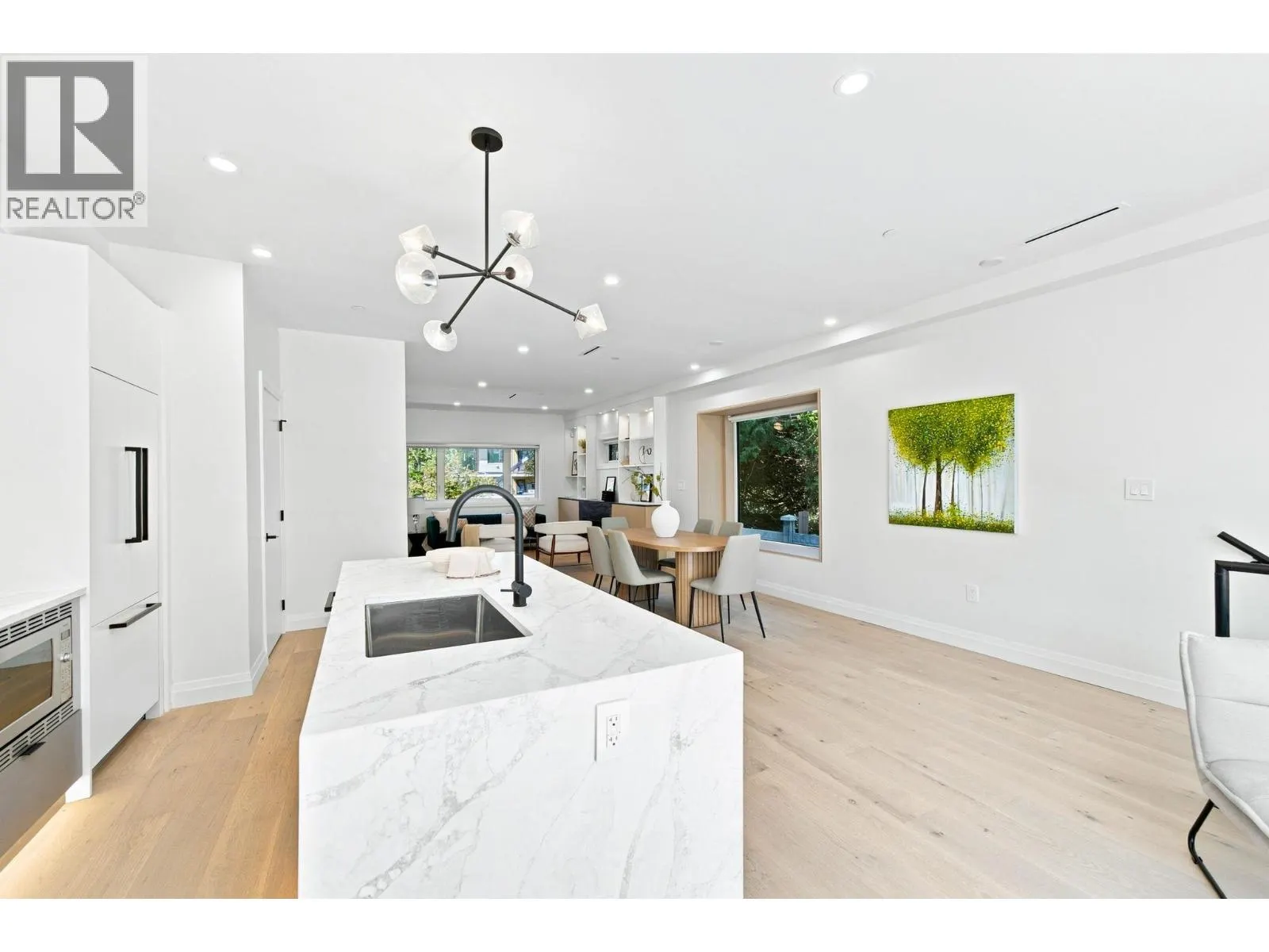 6160 GRANVILLE STREET