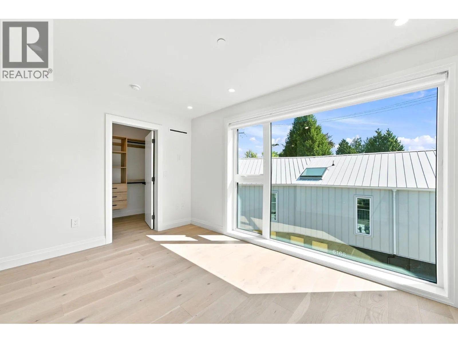 6162 GRANVILLE STREET