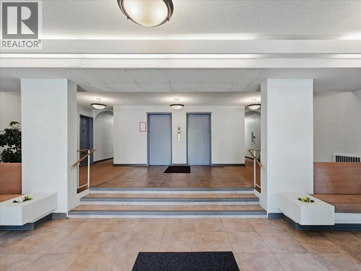 1105 1250 BURNABY STREET