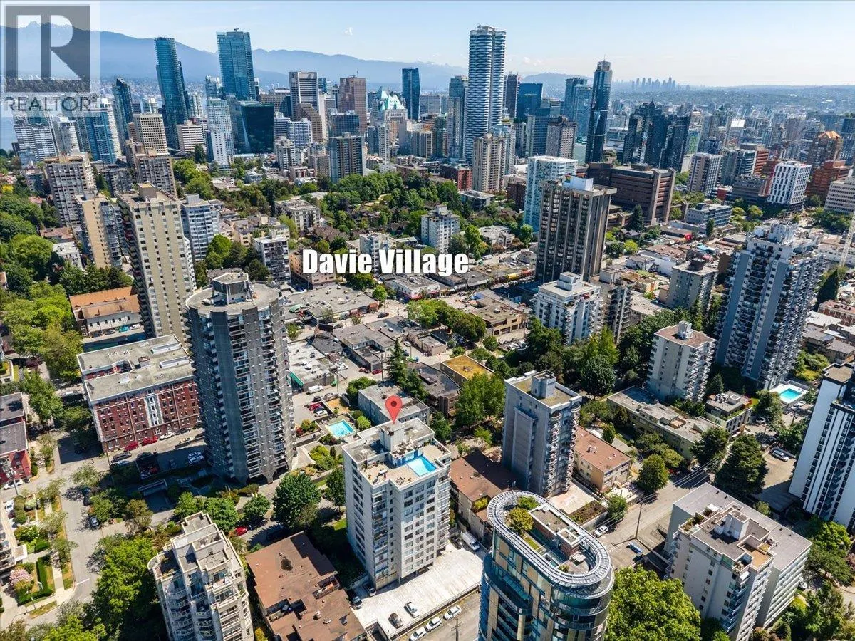 1105 1250 BURNABY STREET