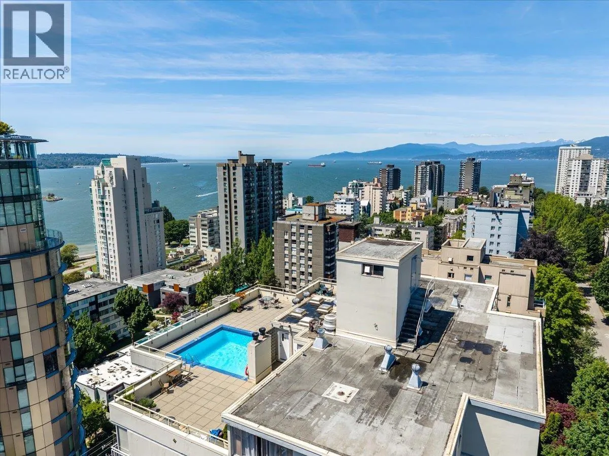 1105 1250 BURNABY STREET
