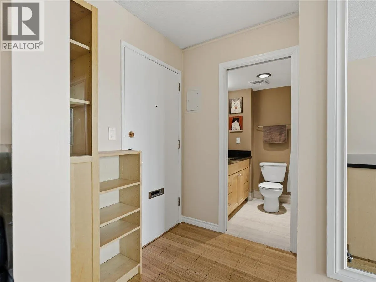 1105 1250 BURNABY STREET
