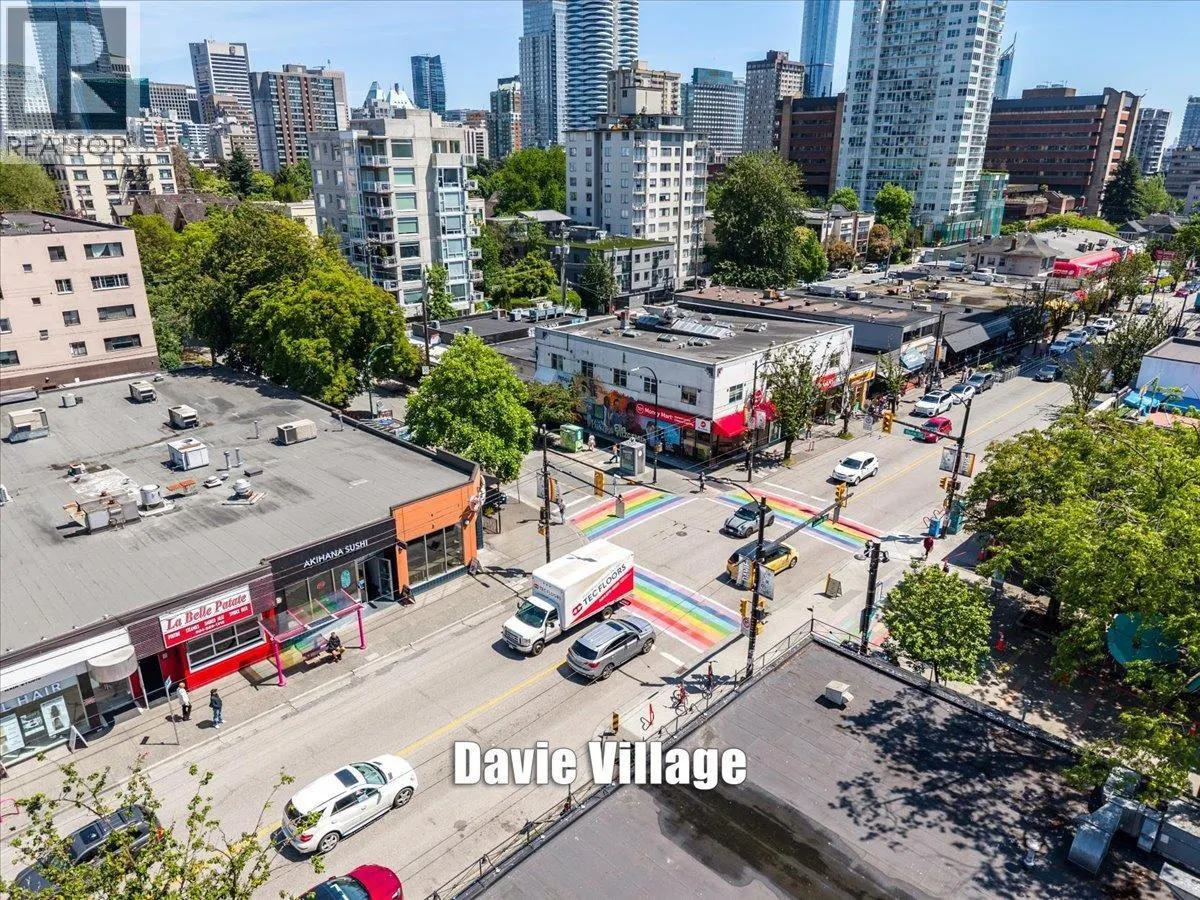 1105 1250 BURNABY STREET