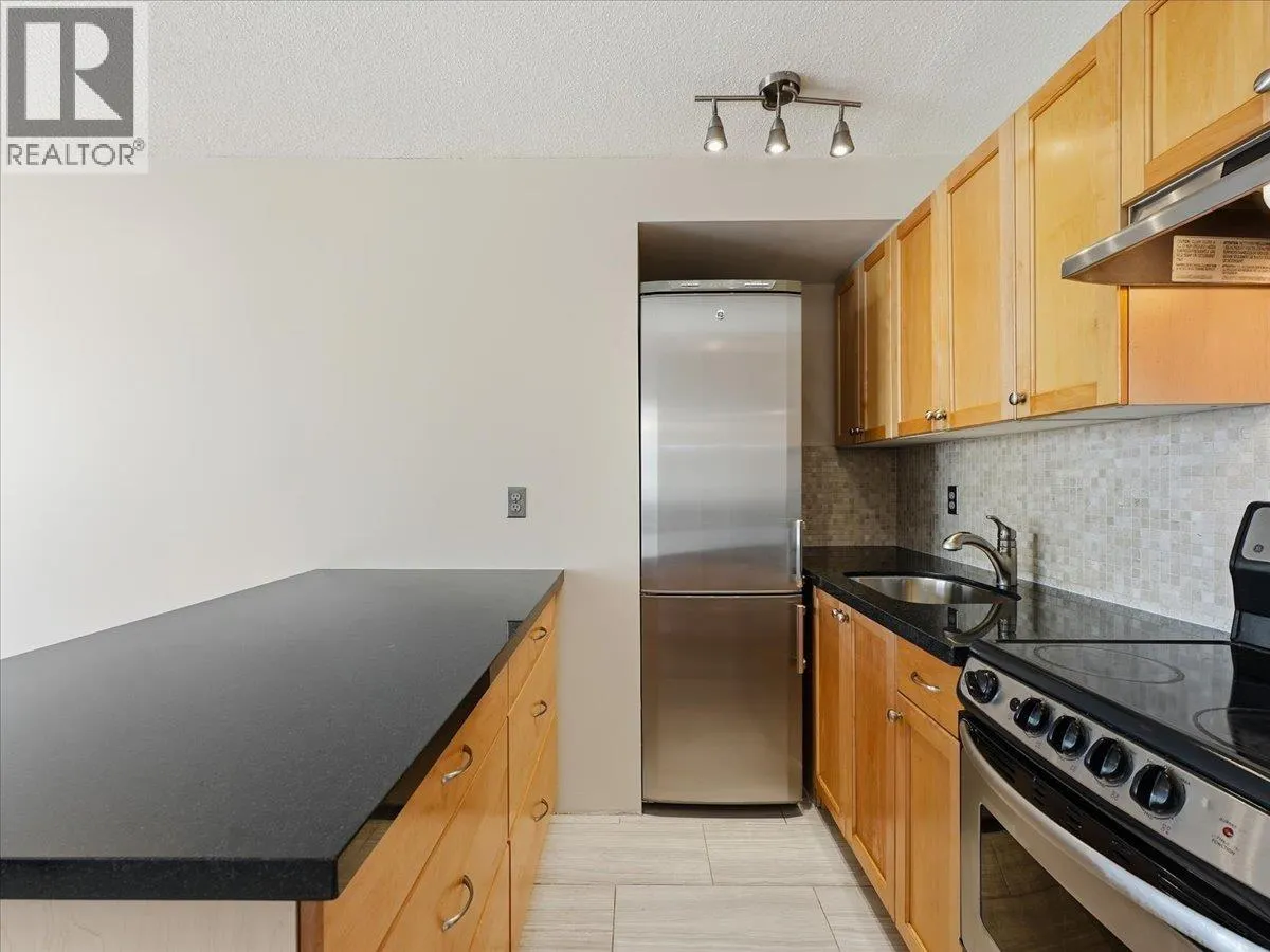 1105 1250 BURNABY STREET