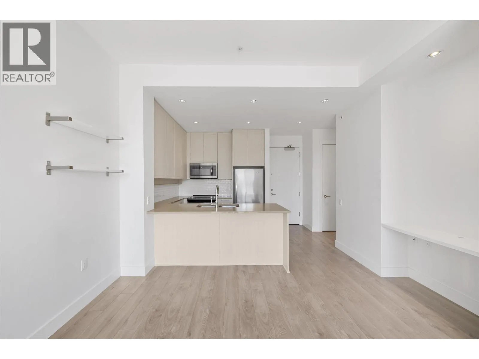 305 2393 RANGER LANE