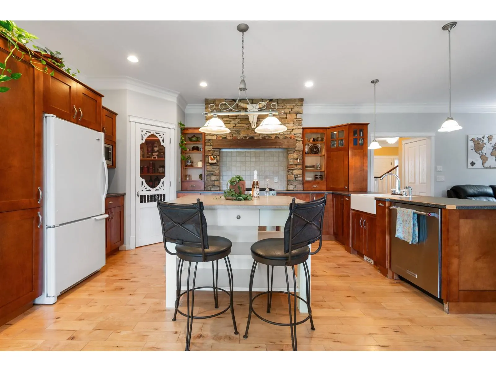 10321 PARKWOOD DRIVE|Rosedale