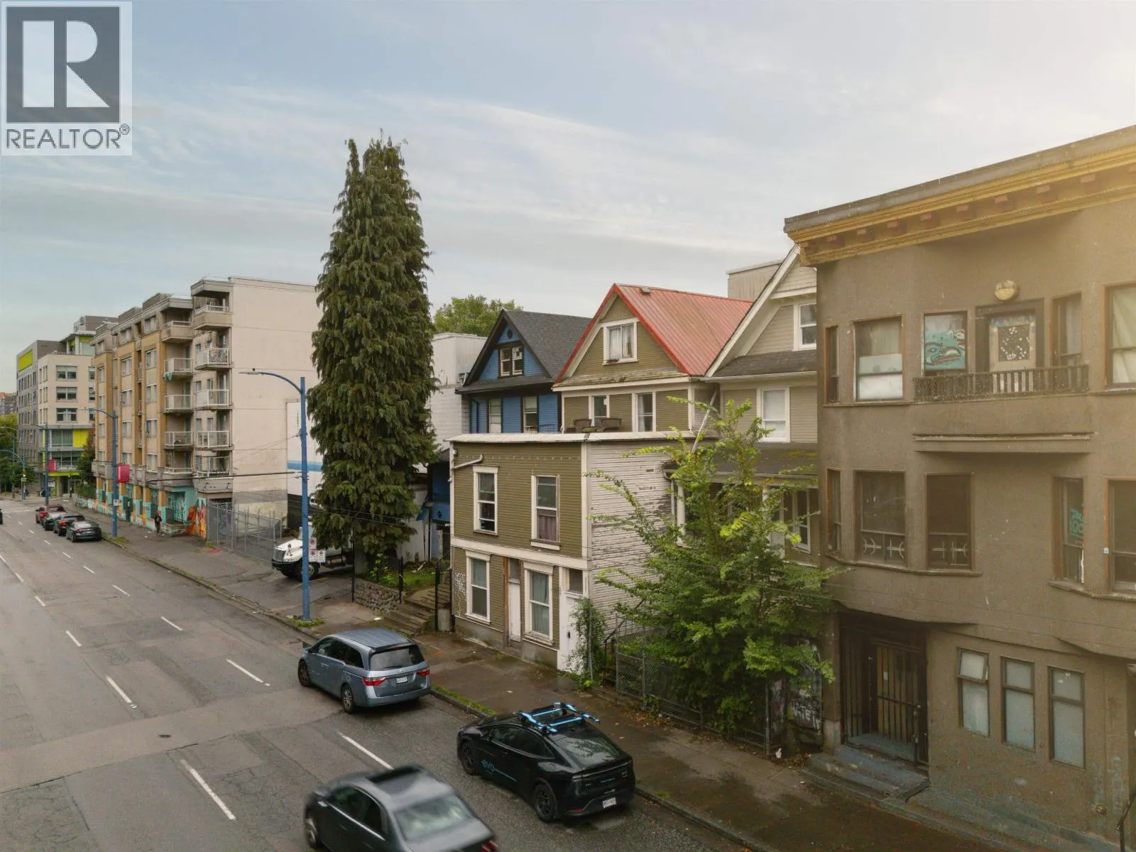 522 E CORDOVA STREET