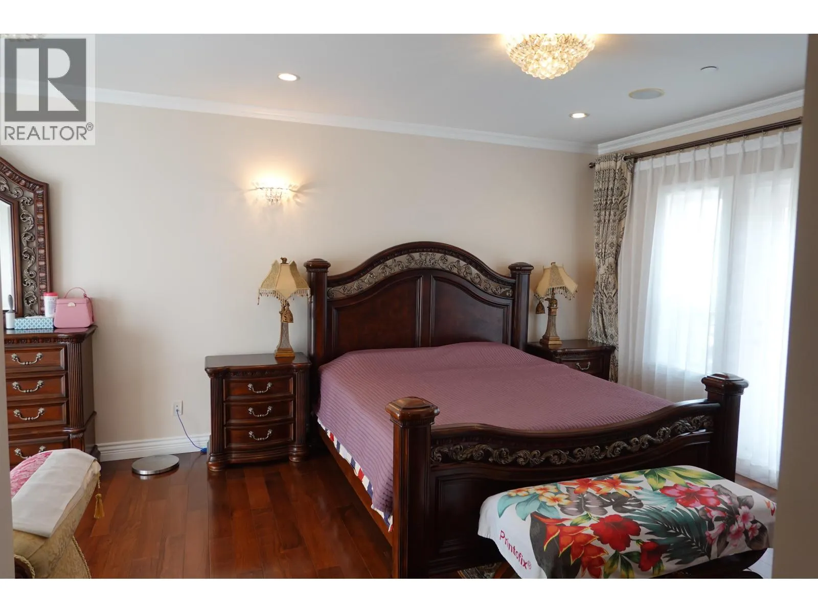 729 W 47TH AVENUE