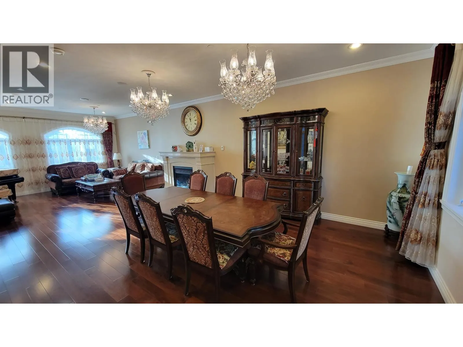 729 W 47TH AVENUE
