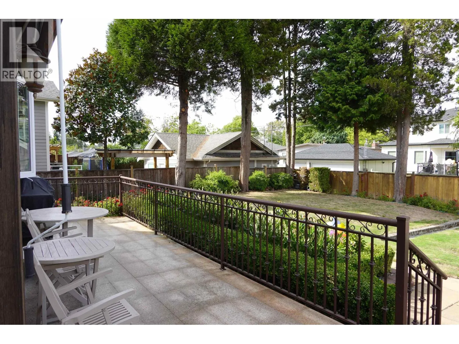 729 W 47TH AVENUE