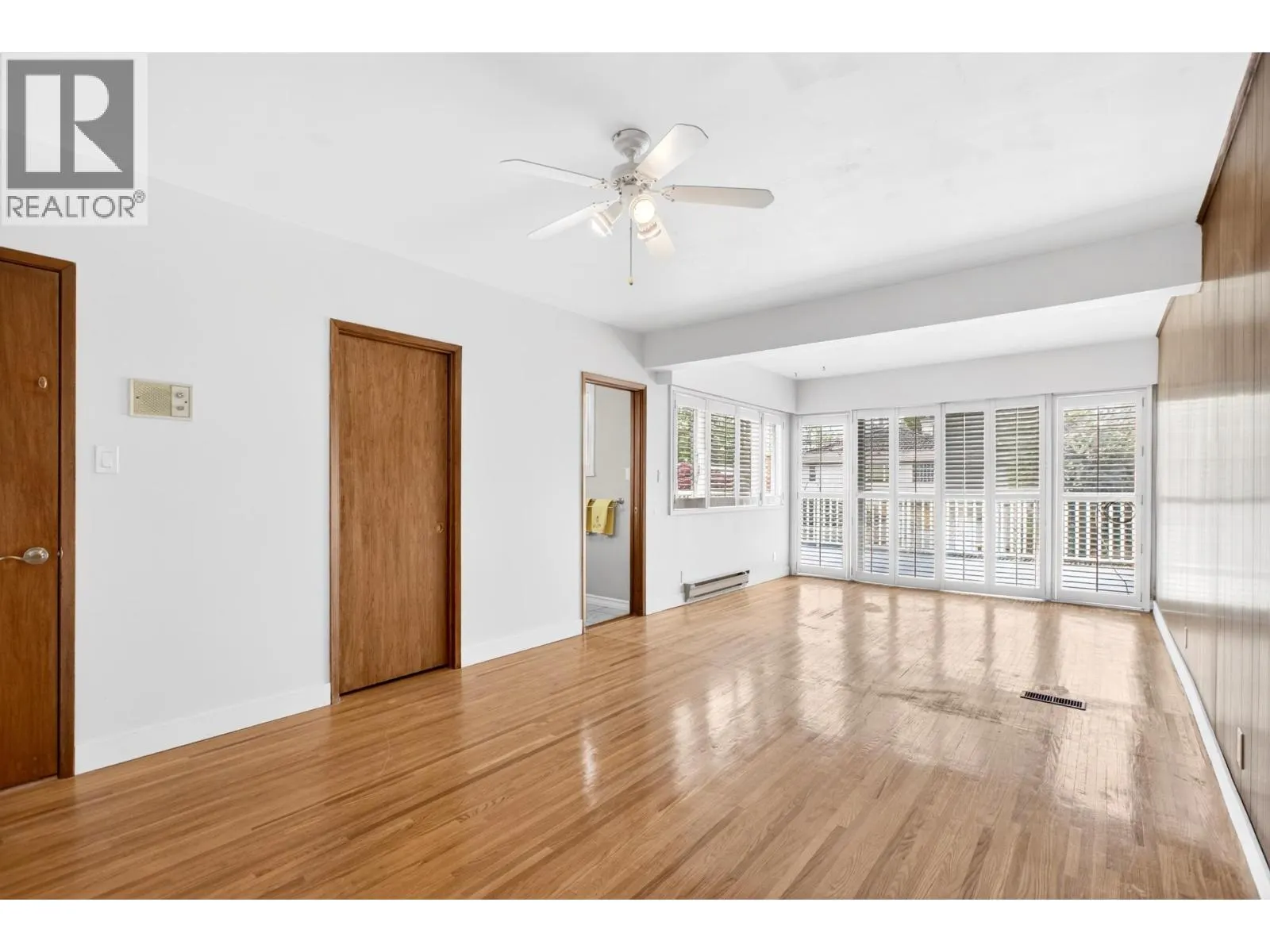 642 W 53RD AVENUE