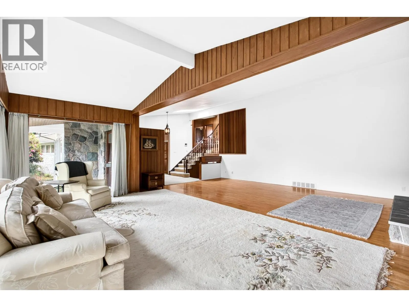 642 W 53RD AVENUE