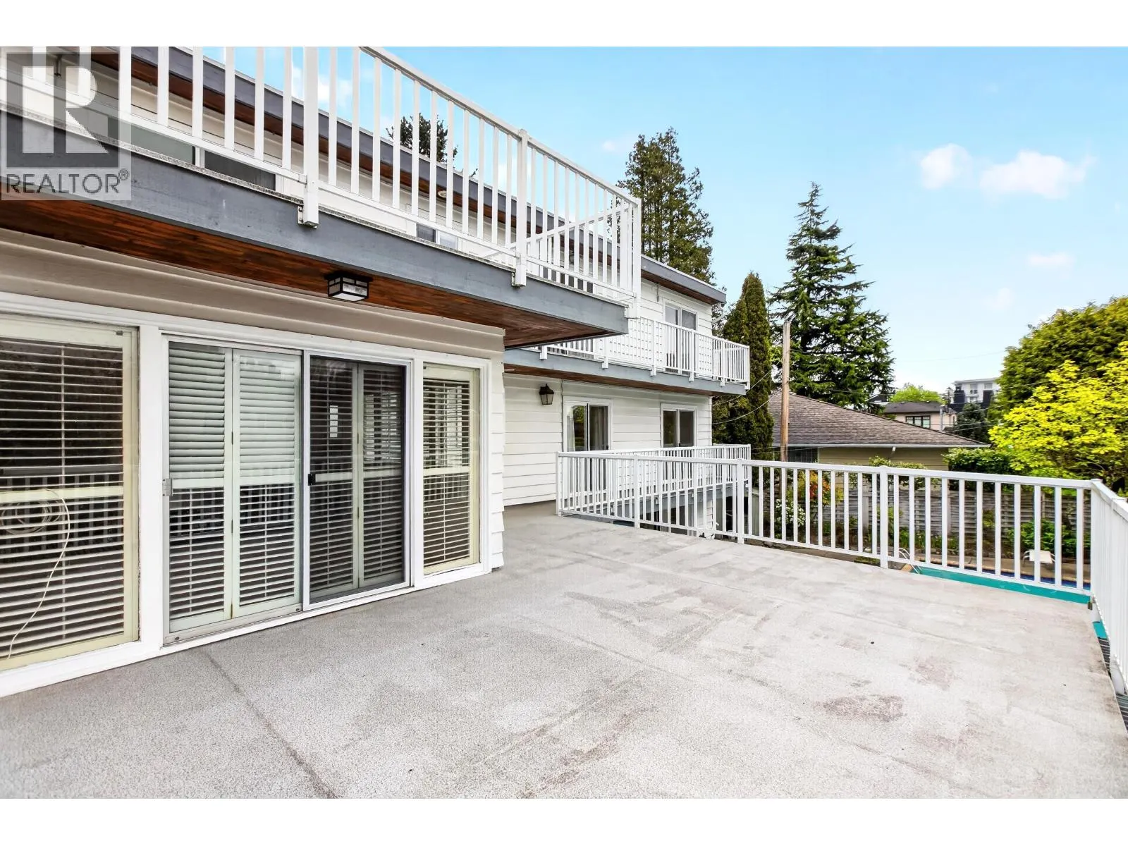 642 W 53RD AVENUE