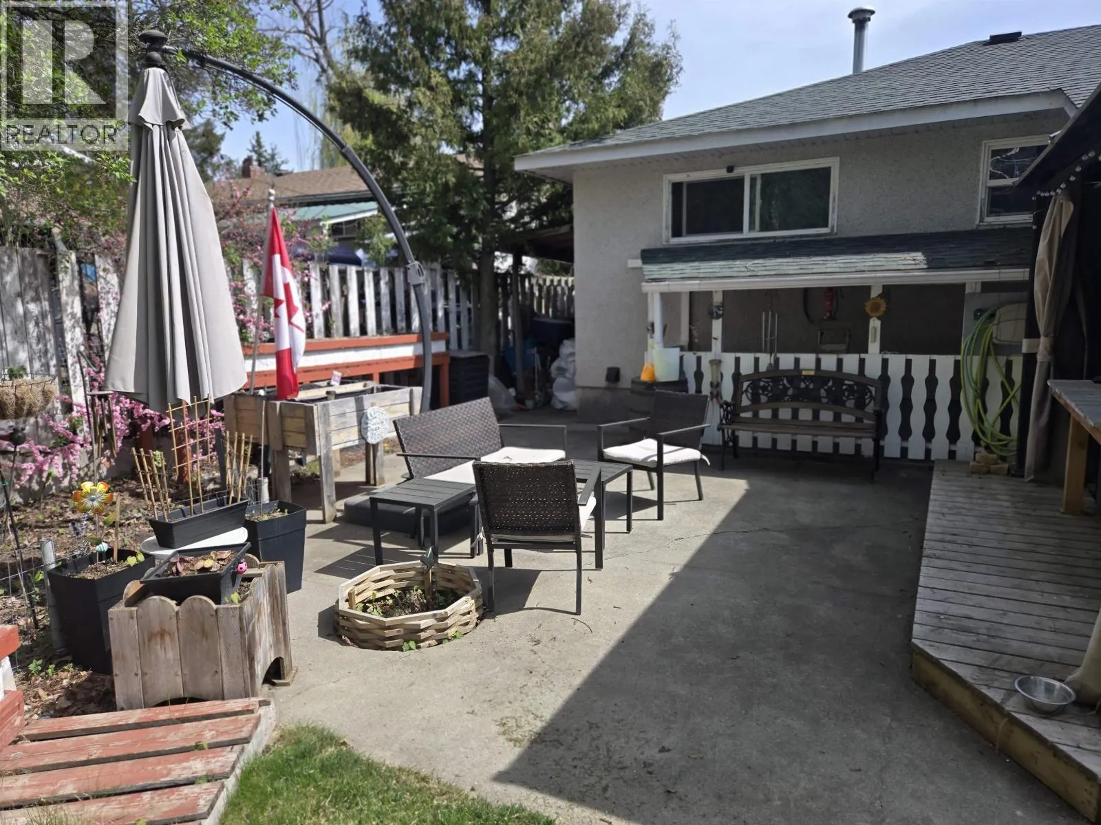 453 HUTCHCROFT STREET