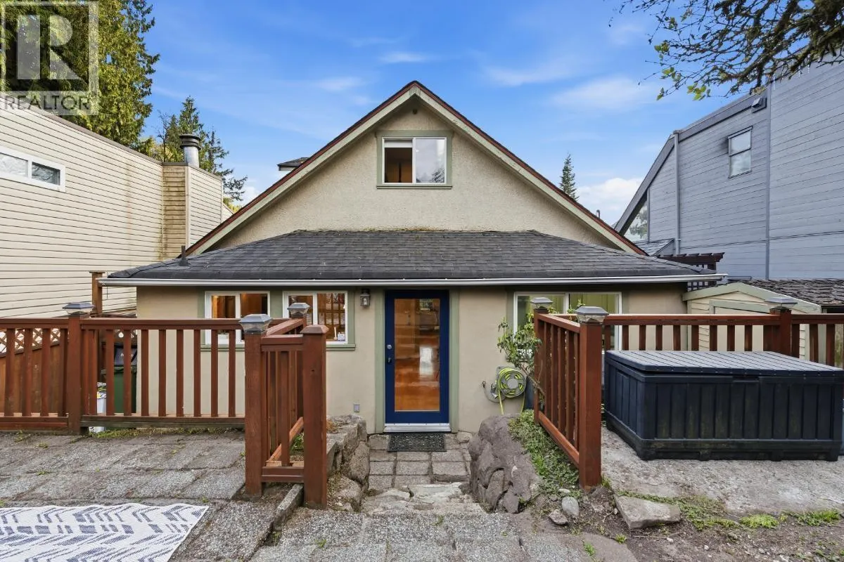 272 E OSBORNE ROAD