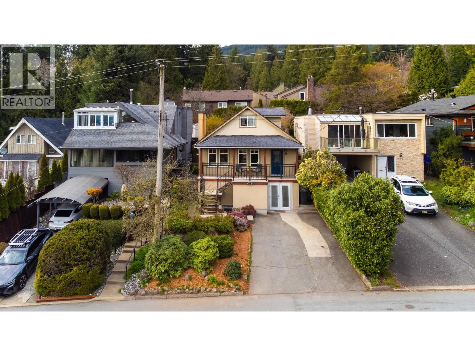 272 E OSBORNE ROAD