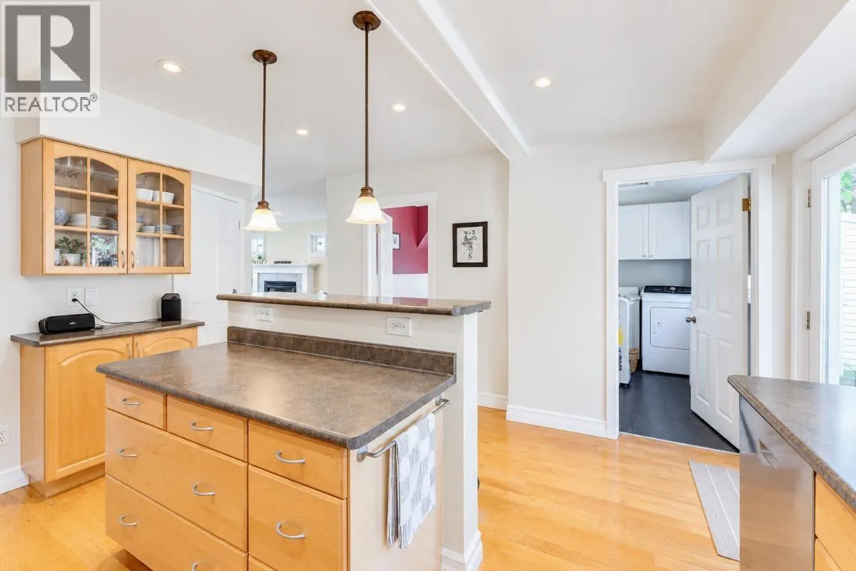 272 E OSBORNE ROAD