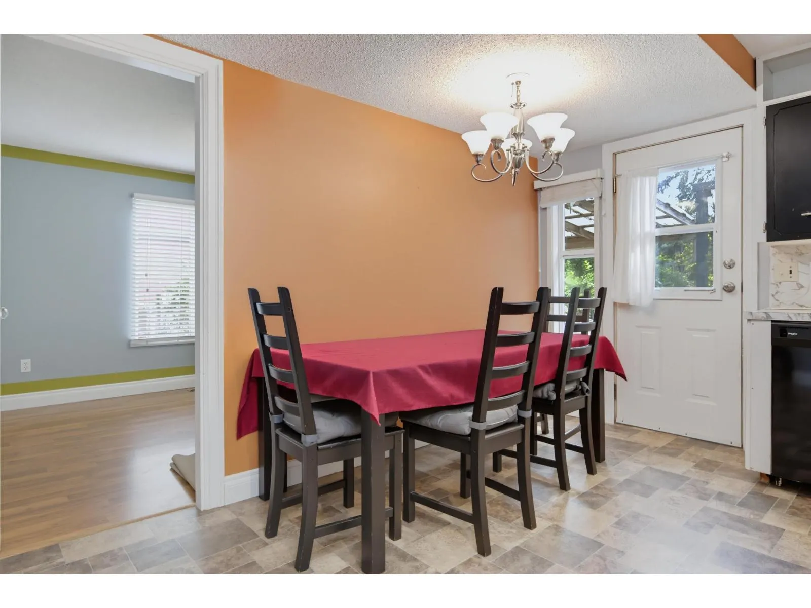 51016 YALE ROAD|Rosedale
