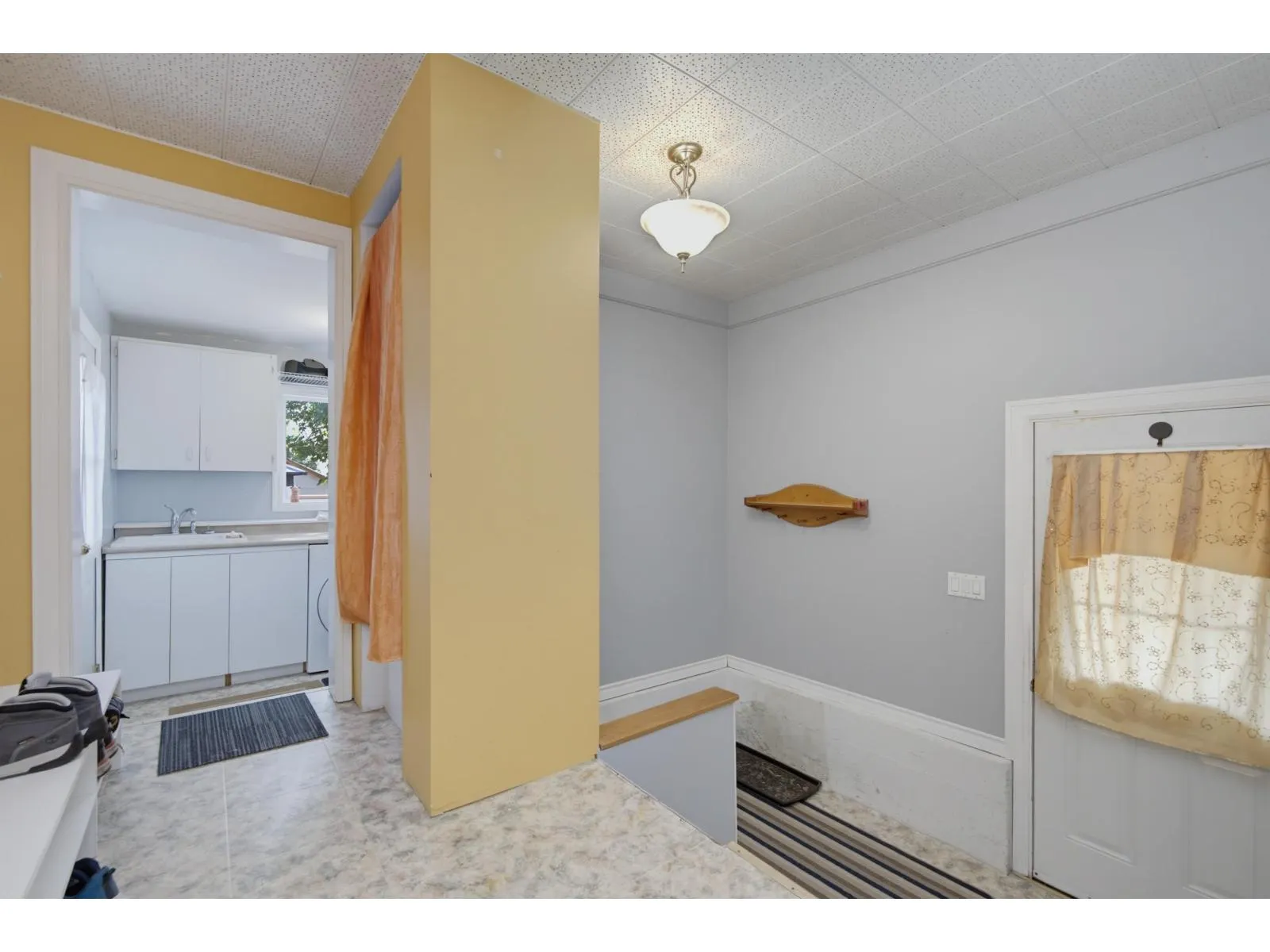 51016 YALE ROAD|Rosedale