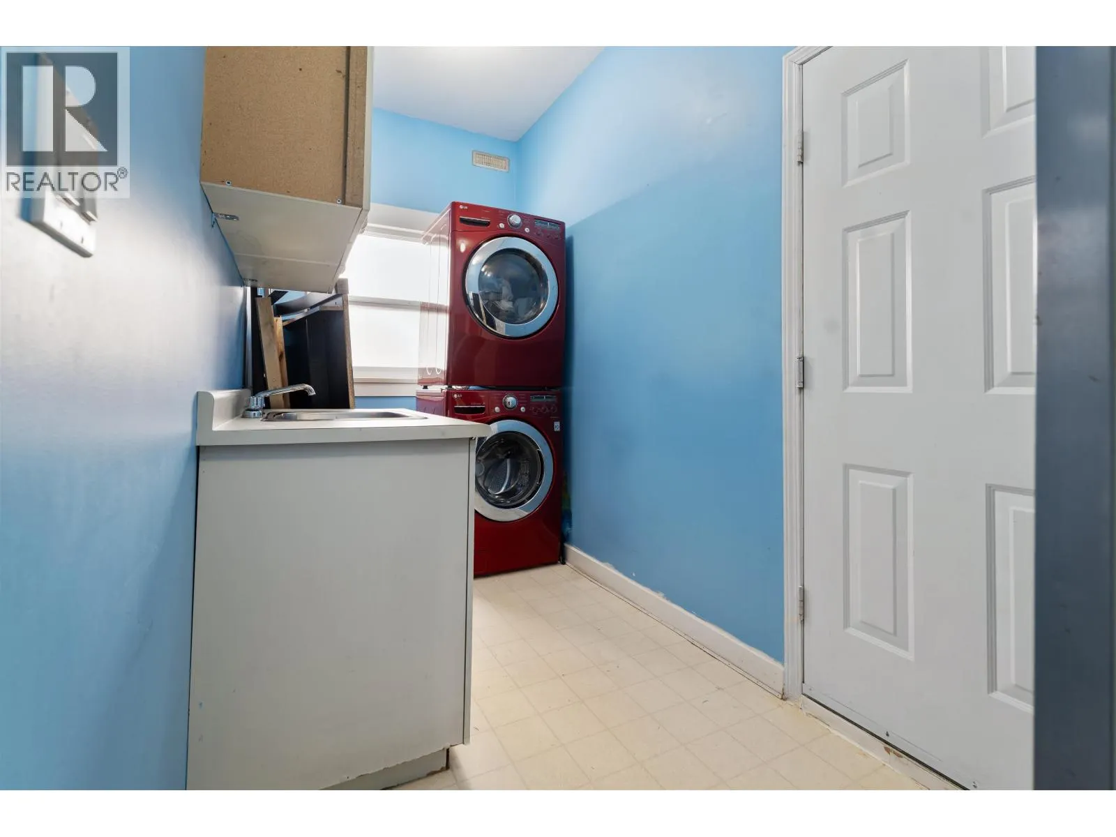 2271 BAYDALA COURT