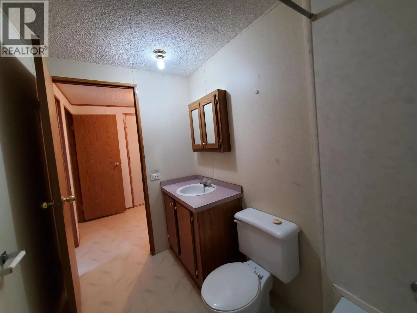 2630 ROBERTA ROAD