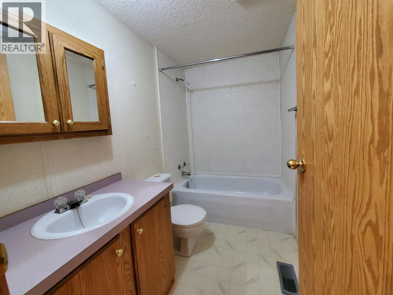 2630 ROBERTA ROAD