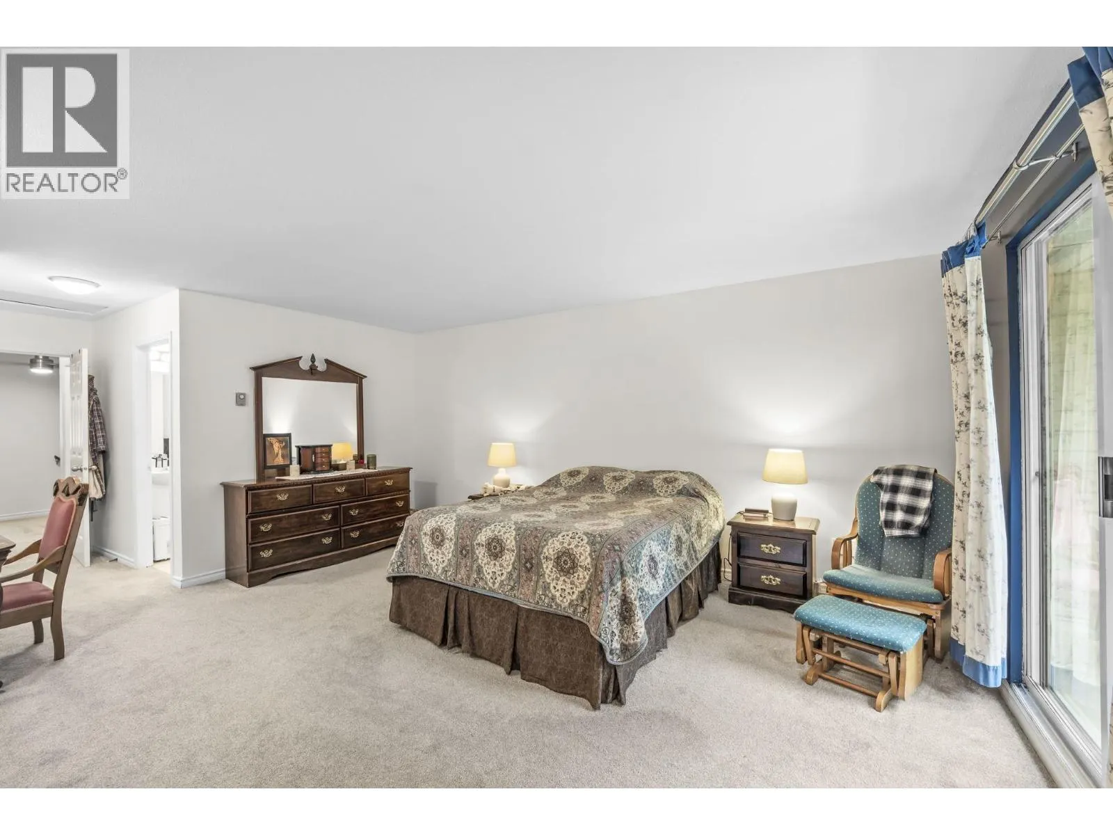 135 1386 LINCOLN DRIVE