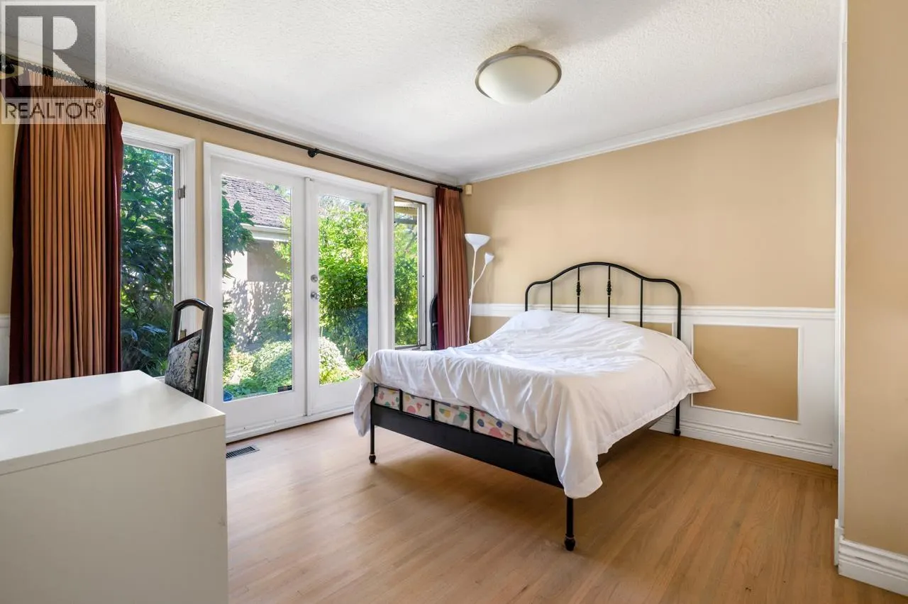 1545 W 49TH AVENUE