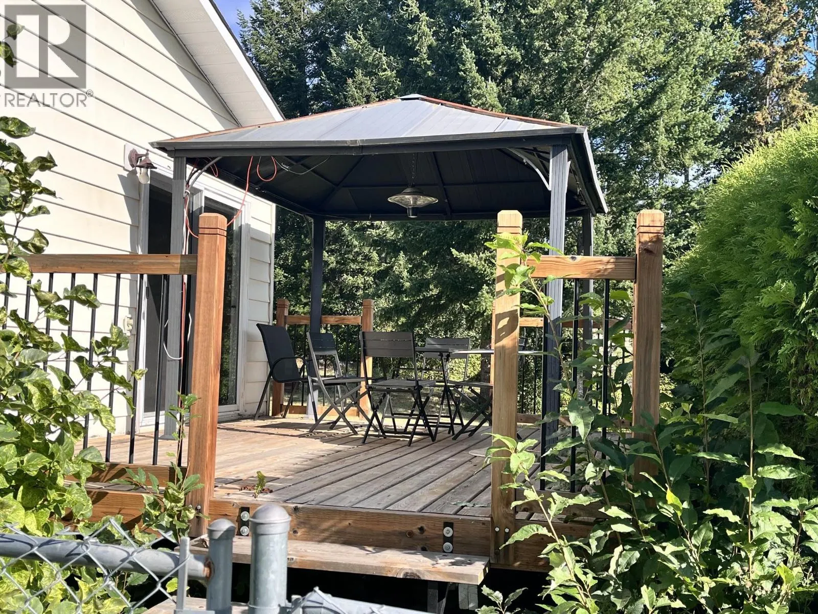 476 THOMPSON ROAD