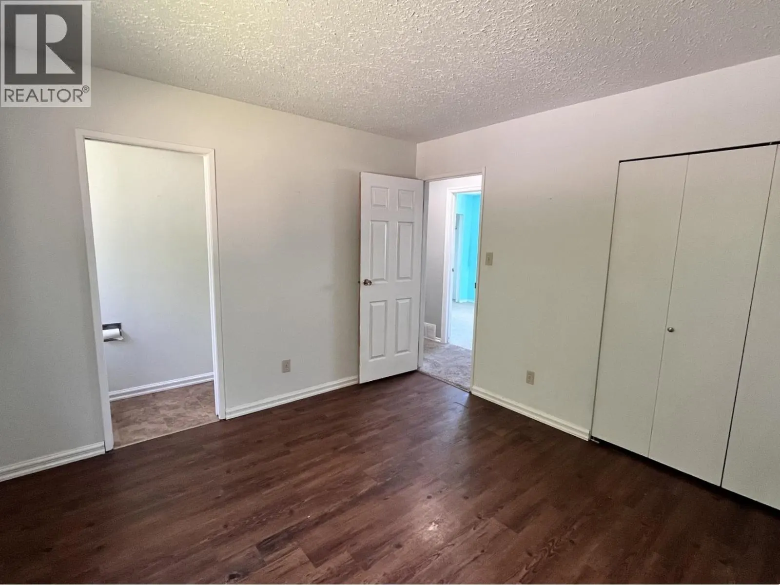 476 THOMPSON ROAD