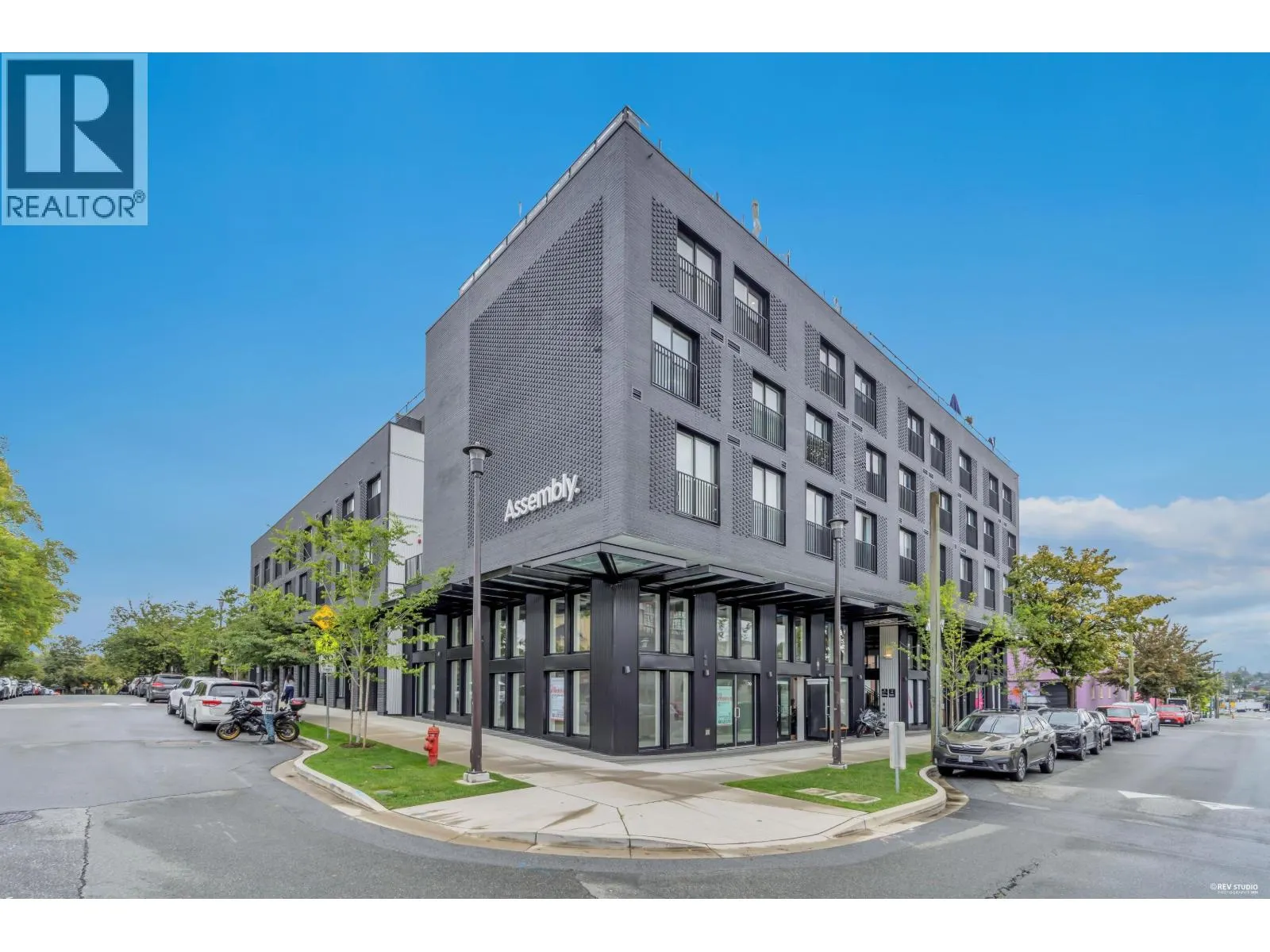 302 1120 E EAST GEORGIA STREET