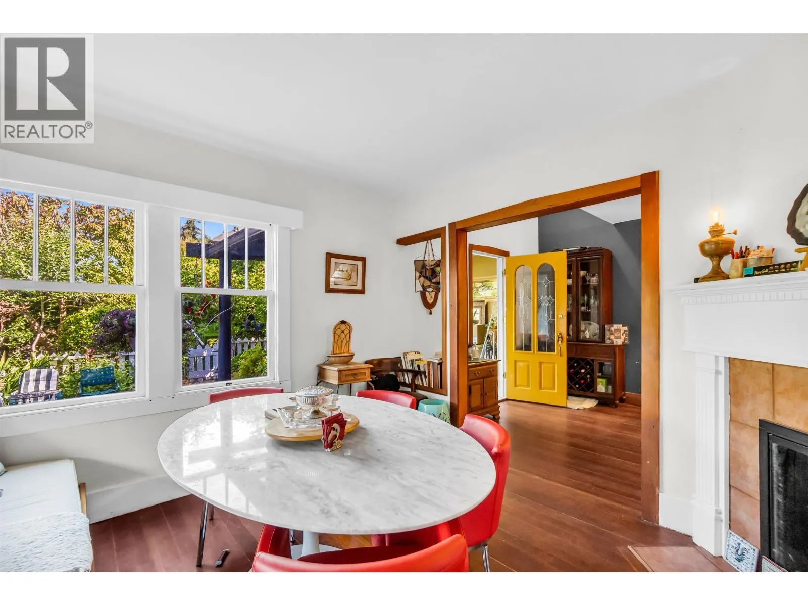 319 E 27TH STREET