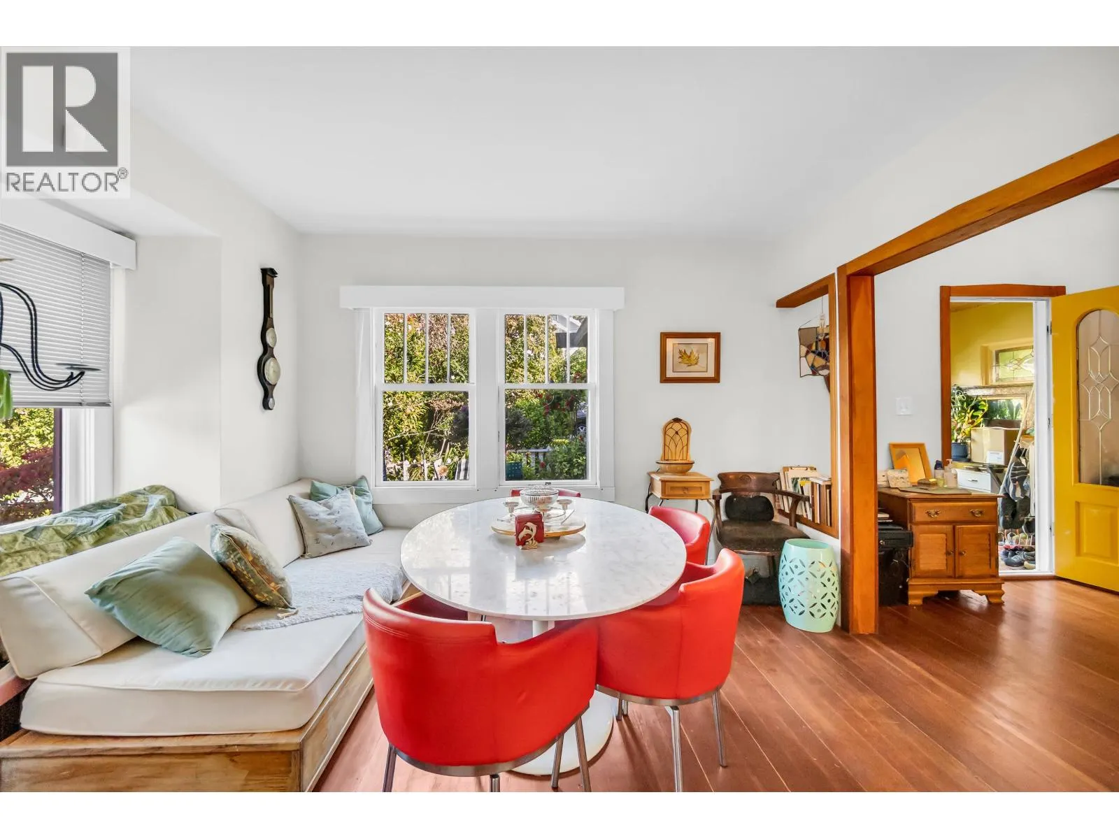 319 E 27TH STREET