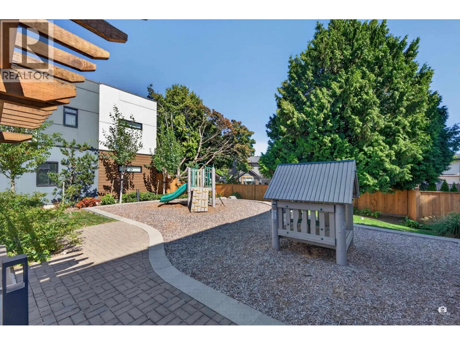 4 7580 NO. 1 ROAD