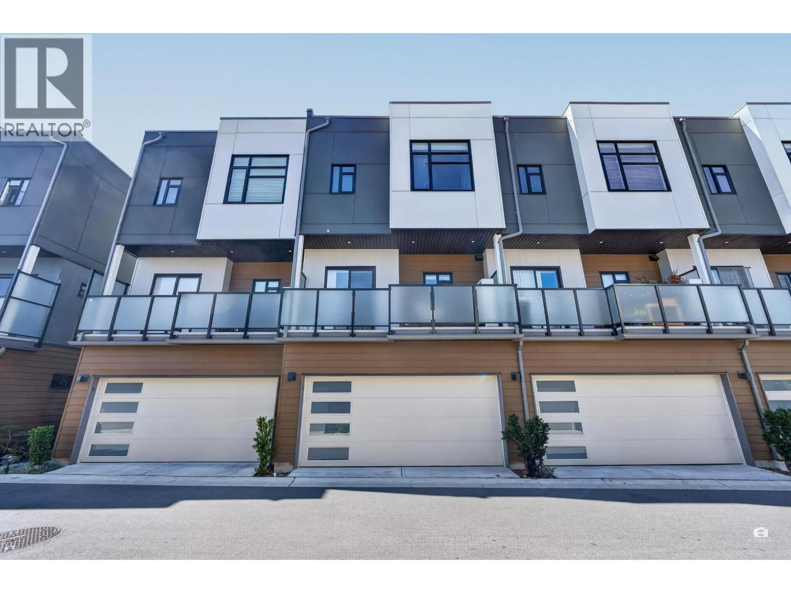 4 7580 NO. 1 ROAD