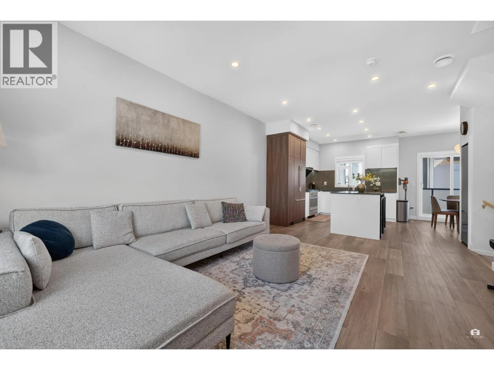 4 7580 NO. 1 ROAD