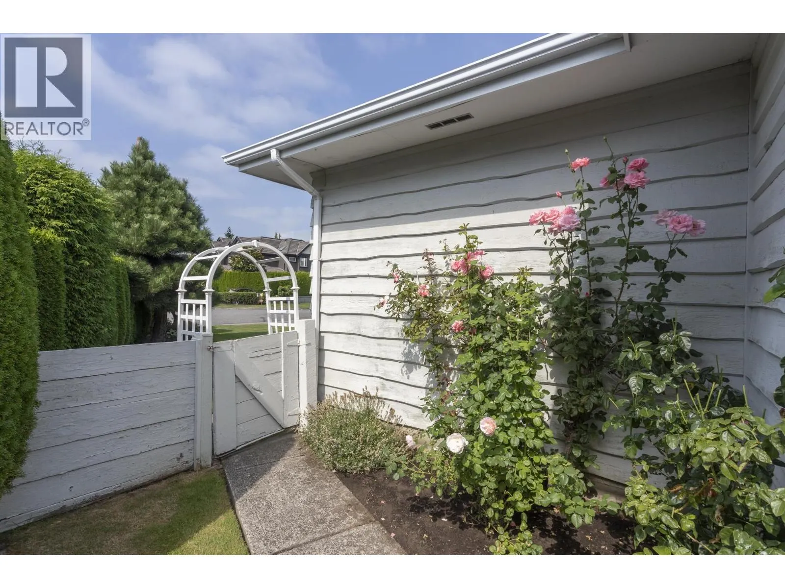 7800 SUNNYDENE ROAD