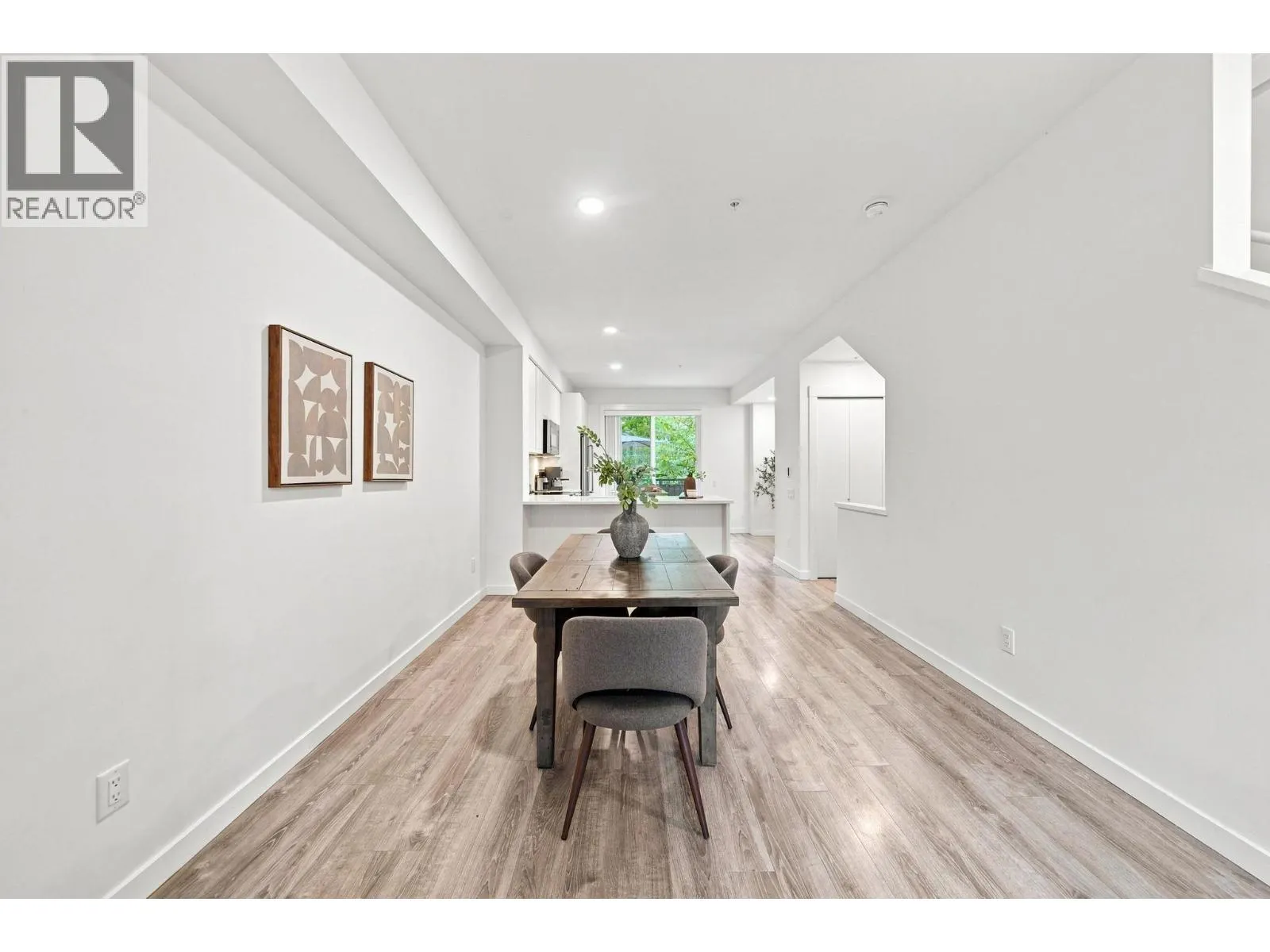 3 2332 RANGER LANE