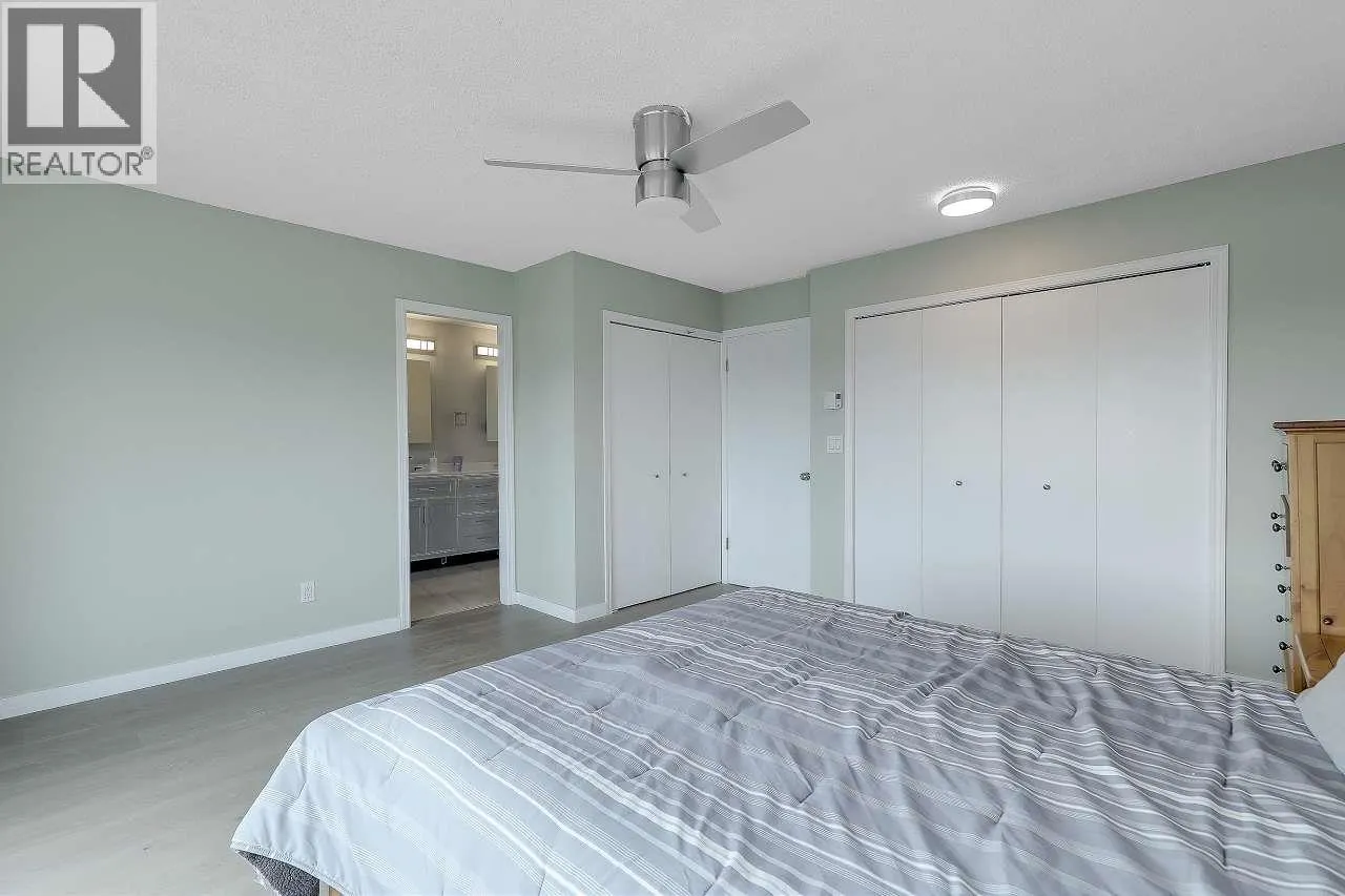 208 1140 CASTLE CRESCENT
