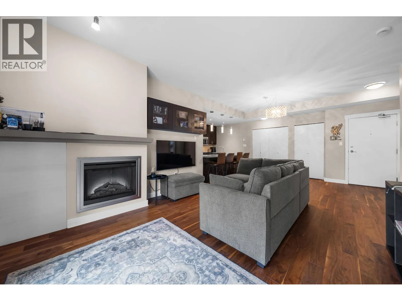 407 2368 MARPOLE AVENUE