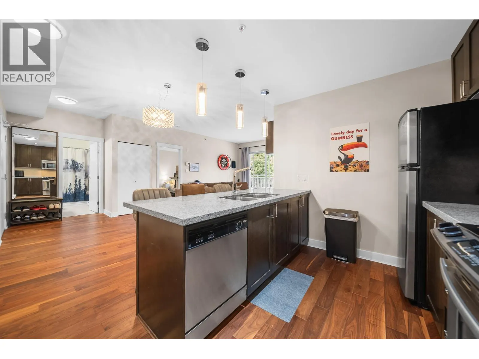 407 2368 MARPOLE AVENUE
