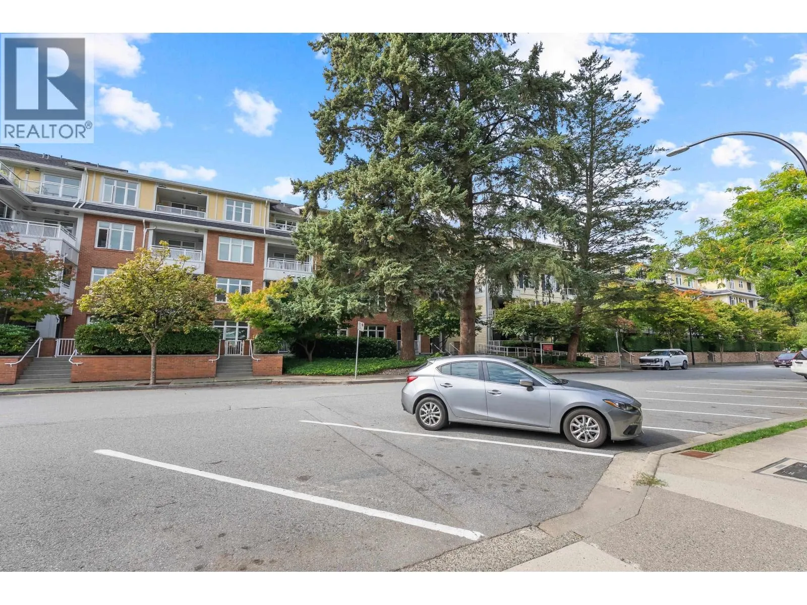 407 2368 MARPOLE AVENUE