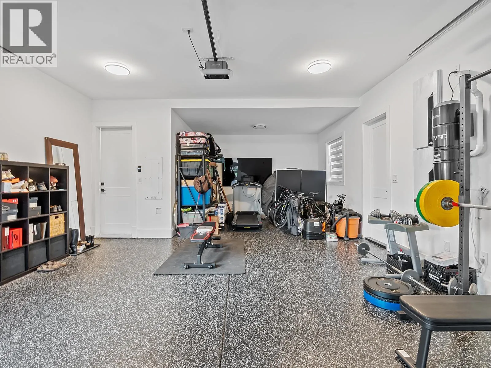 9591 FLORIMOND ROAD