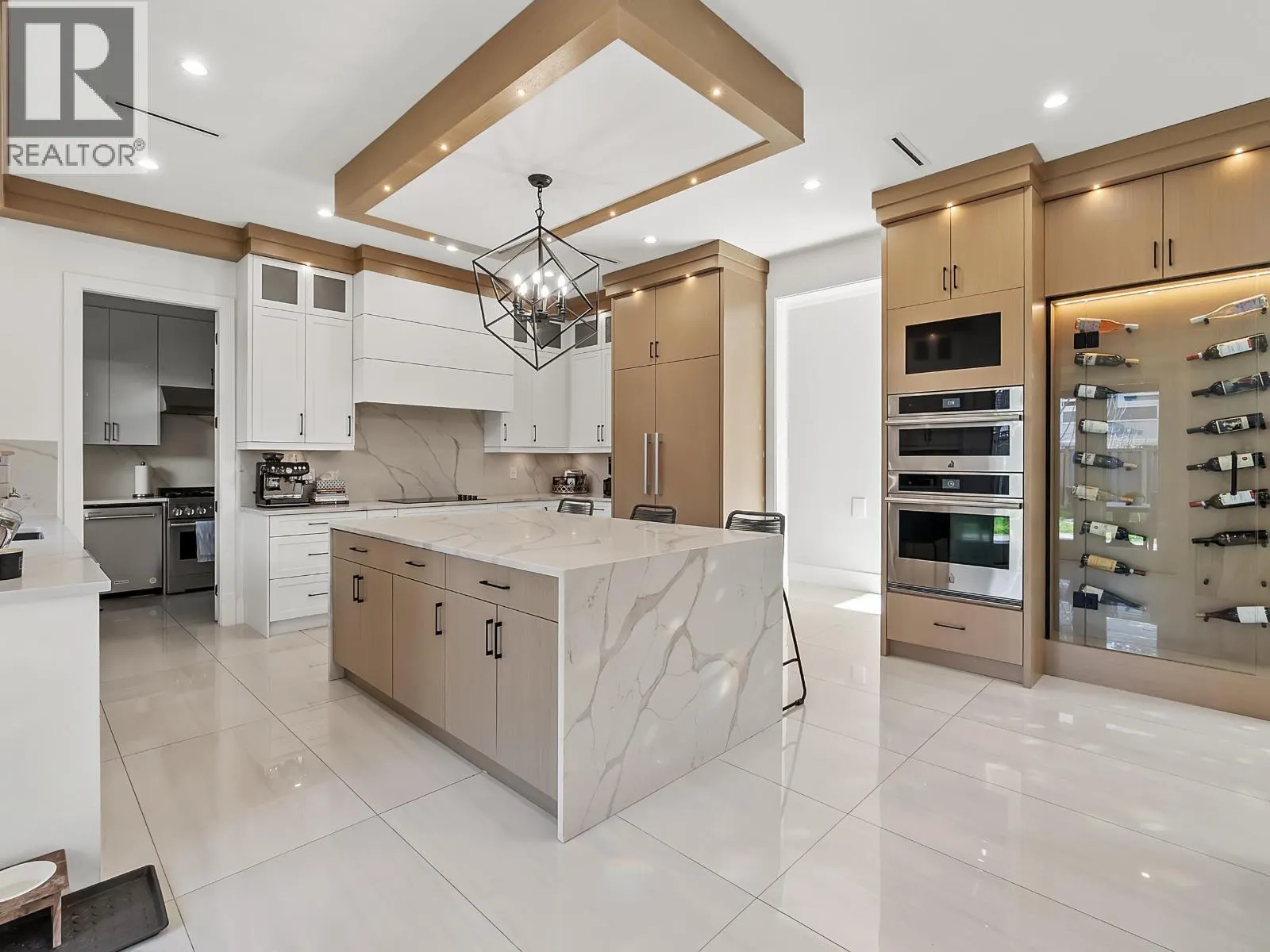 9591 FLORIMOND ROAD