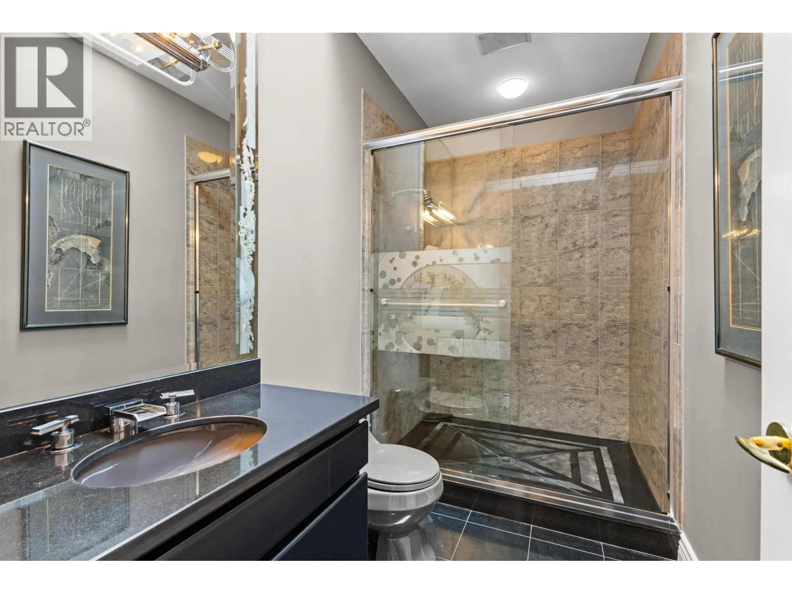 2556 PALISADE CRESCENT