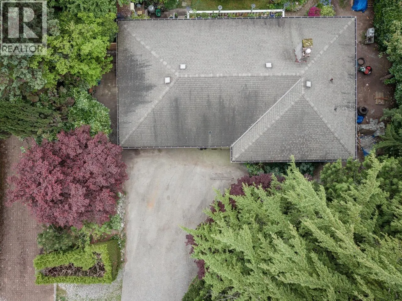 435 E OSBORNE ROAD