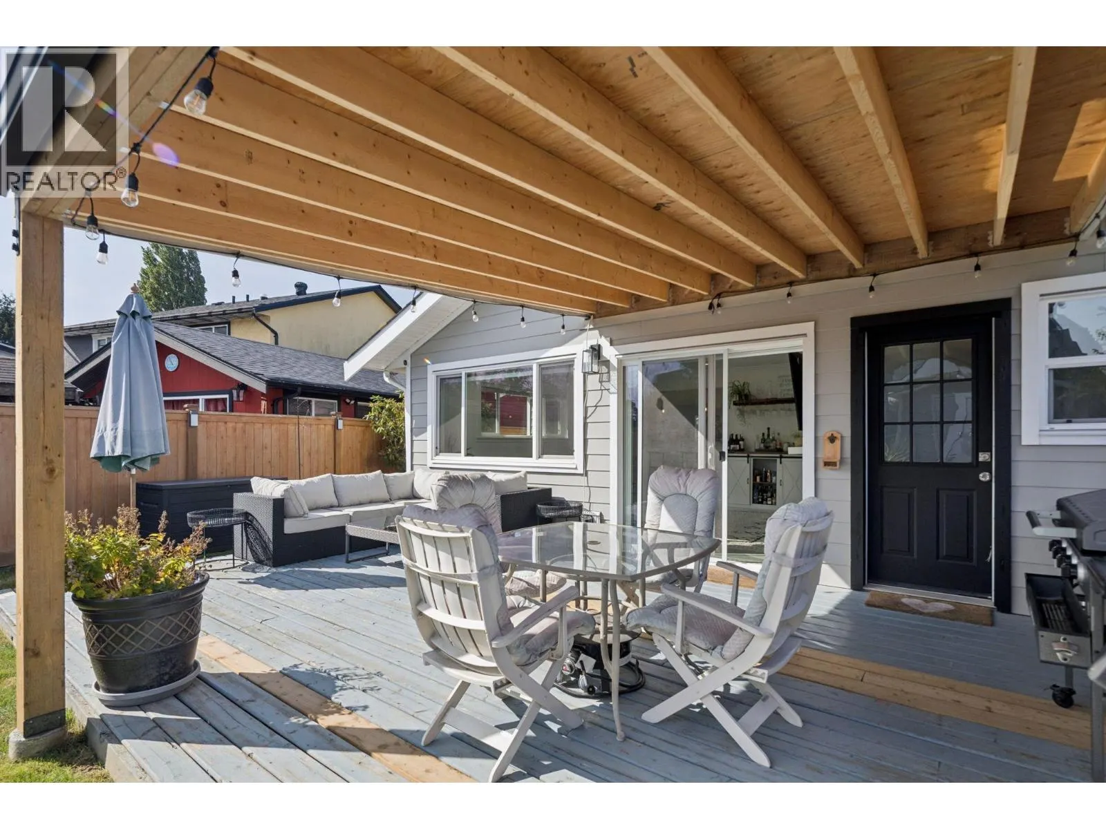 5245 MAPLE CRESCENT