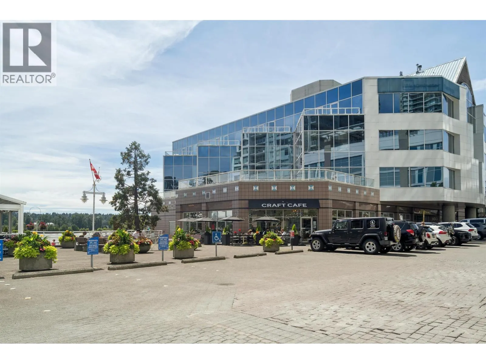 1901 908 QUAYSIDE DRIVE