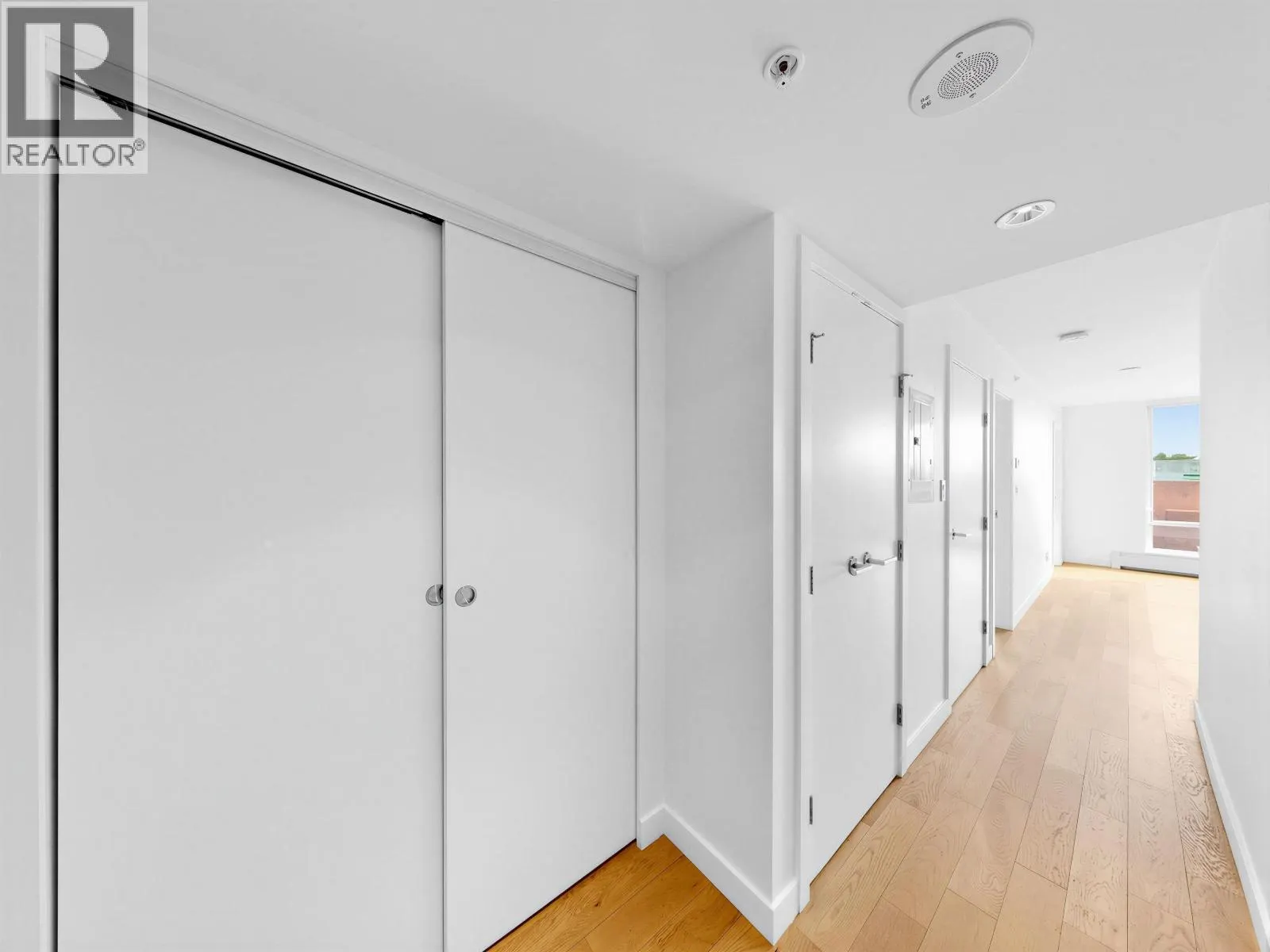 1608 188 KEEFER STREET