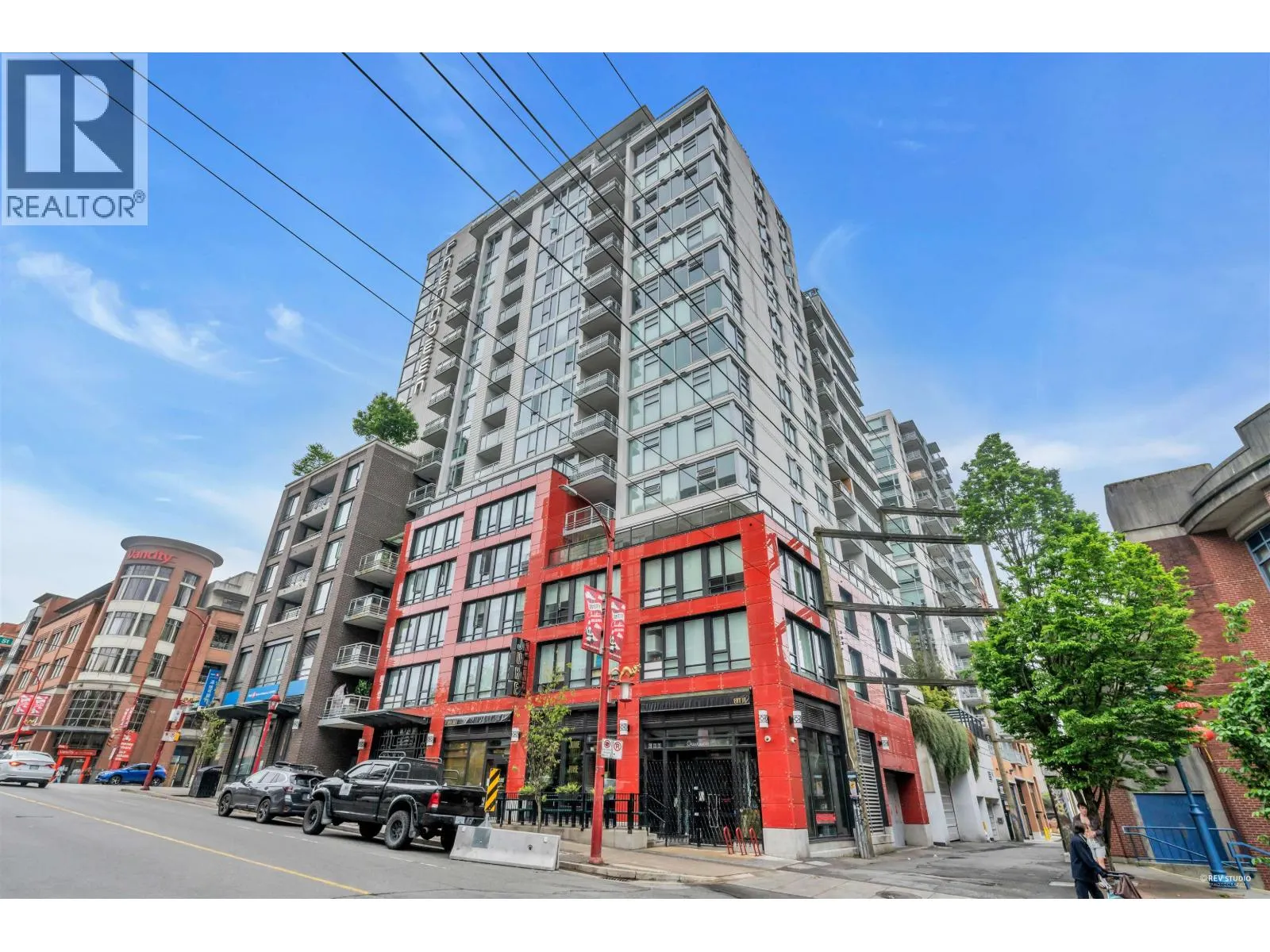 1608 188 KEEFER STREET